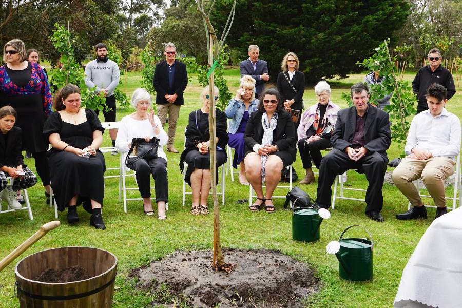 A Living Legacy funeral service at Mornington Green Living Legacy Gardens is the most complete funeral service in Melbourne
