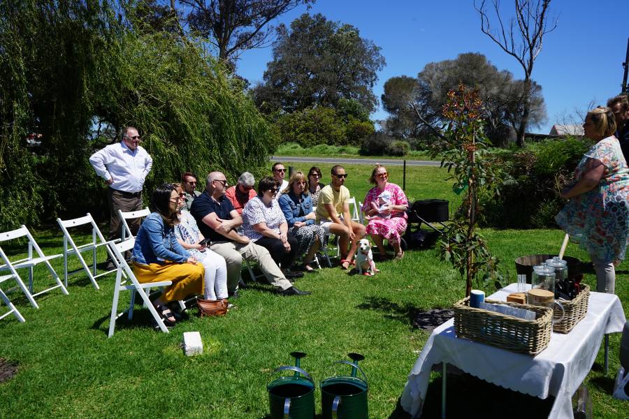 Pre-paid funeral service in Melbourne Australia is at Mornington Green Living Legacy Gardens