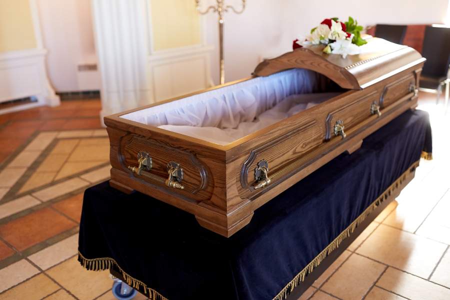 How much does a funeral in Melbourne cost? Check here