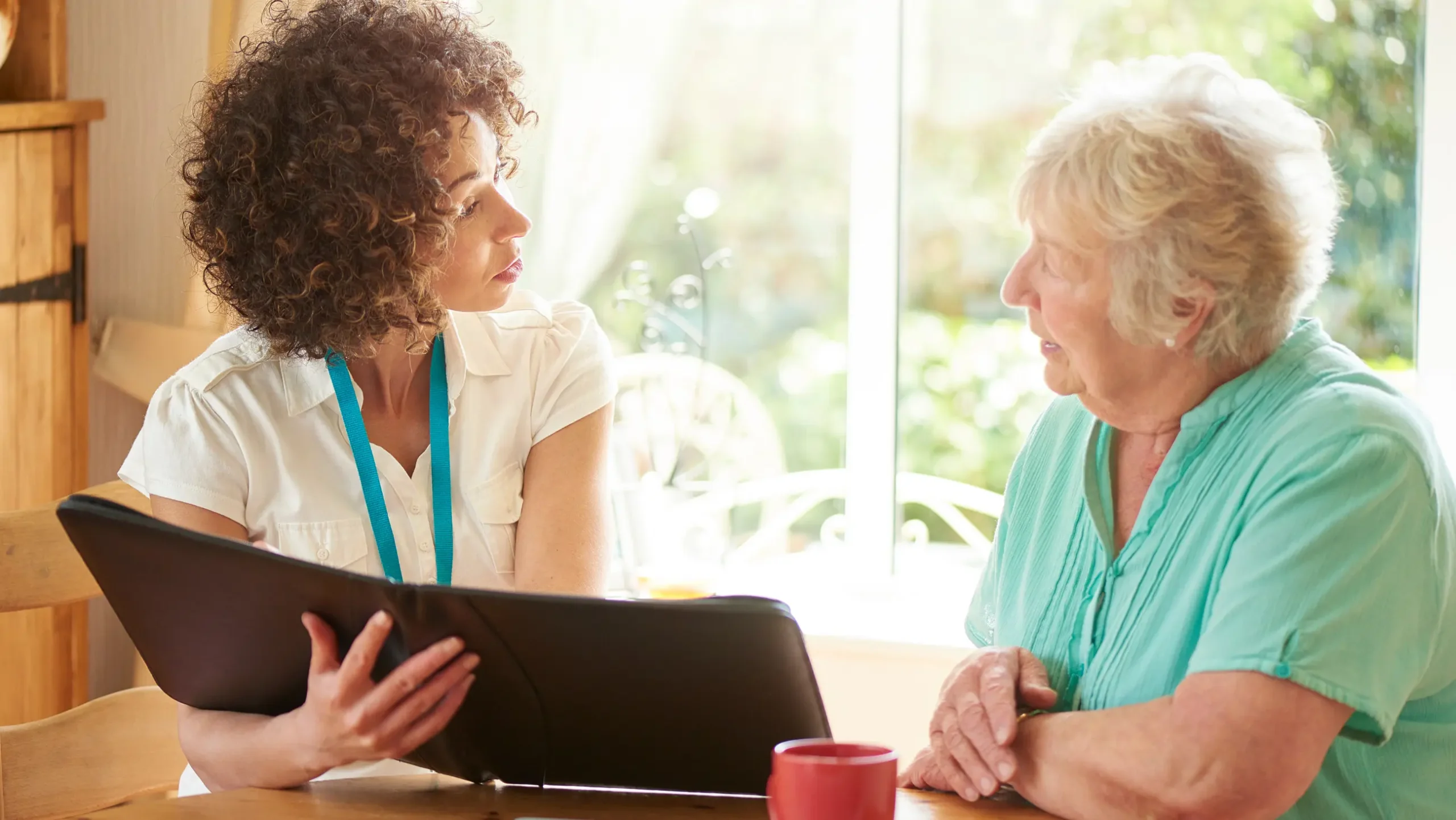 old lady do consultation